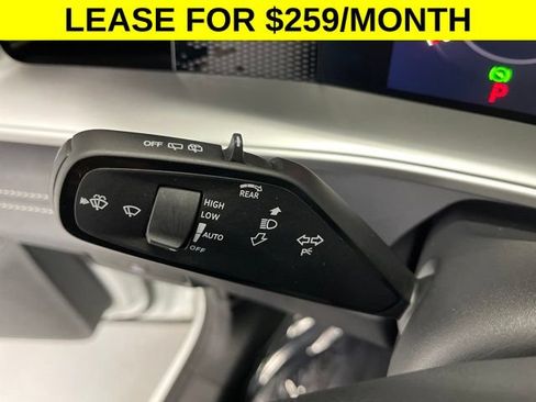 Used 2026 Volkswagen Tiguan SE AWD/4WD image 19