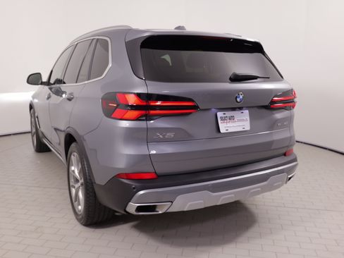 Used 2024 BMW X5 xDrive40i w/ Premium Package AWD/4WD image 16