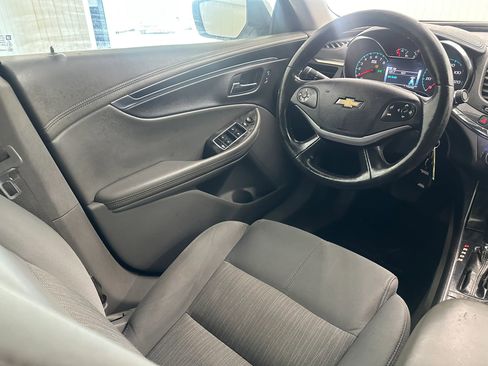 Used 2014 Chevrolet Impala LT image 15