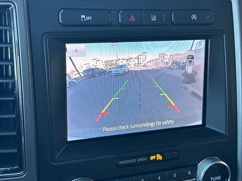 Used 2020 Ford Expedition XLT w/ Equipment Group 202A RWD image 22