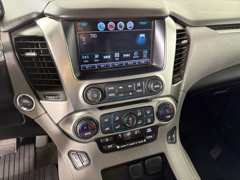 Used 2017 Chevrolet Tahoe LT w/ Luxury Package image 16