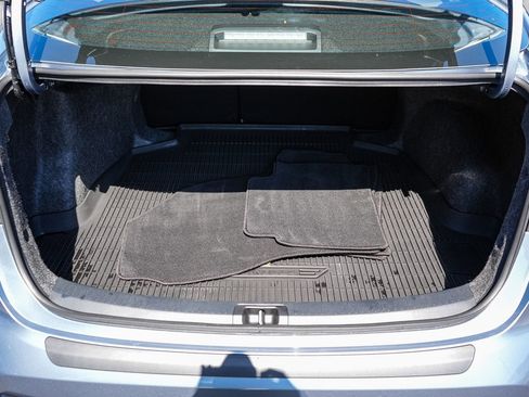 Certified 2025 Toyota Corolla SE image 25