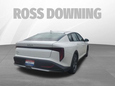 Used 2025 Kia K4 LXS image 4