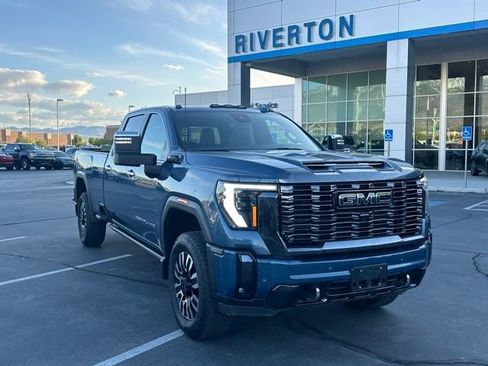 Certified 2024 GMC Sierra 3500 Denali Ultimate AWD/4WD image 29
