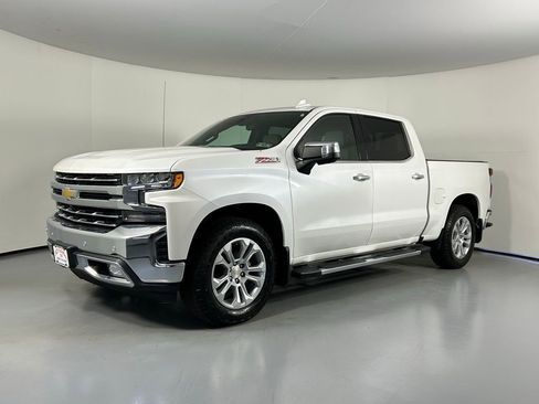 Used 2019 Chevrolet Silverado 1500 LTZ w/ LTZ Premium Package image 3