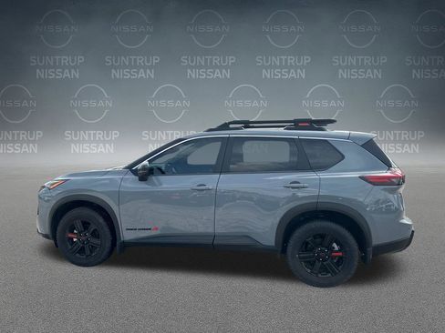 Used 2025 Nissan Rogue SV w/ Rock Creek Premium Package AWD/4WD image 37