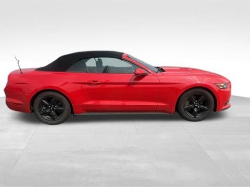 Used 2015 Ford Mustang Convertible RWD image 6