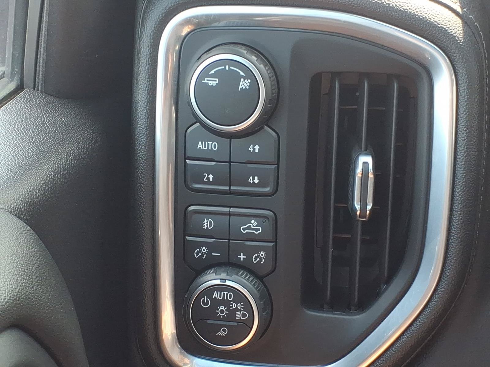 Used 2019 Chevrolet Silverado 1500 RST w/ All-Star Edition AWD/4WD image 19