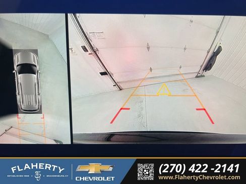 Used 2024 Chevrolet Traverse RS image 36