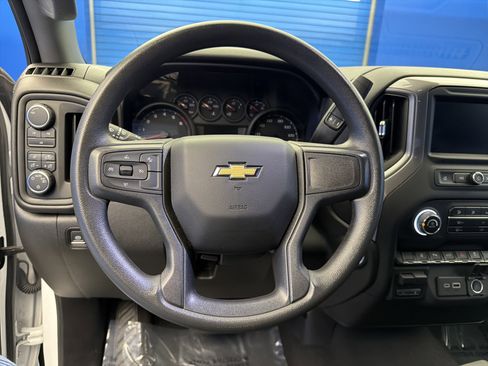 Used 2024 Chevrolet Silverado 2500 Custom w/ Custom Value Package AWD/4WD image 14