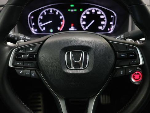 Used 2019 Honda Accord Sport image 10