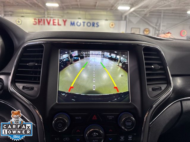 Used 2018 Jeep Grand Cherokee Limited AWD/4WD image 23