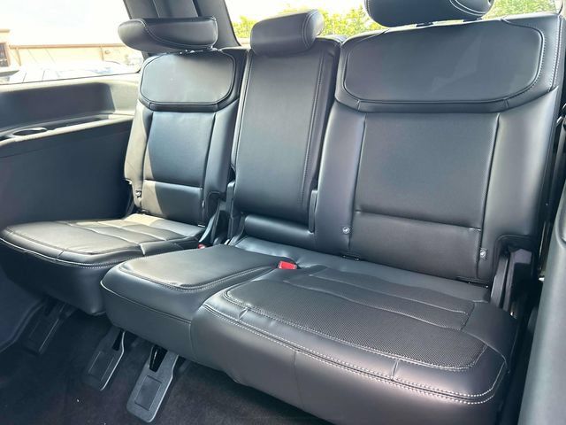 New 2027 Ford Expedition Platinum w/ Stealth Performance Package AWD/4WD image 21