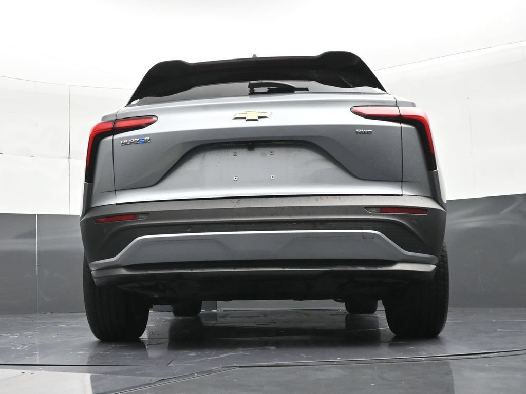 Used 2024 Chevrolet Blazer EV LT AWD/4WD image 26