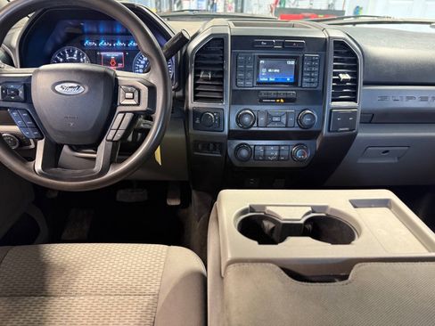 Used 2019 Ford F250 XLT w/ XLT Value Package AWD/4WD image 14