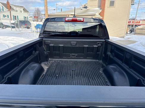 Used 2015 Chevrolet Colorado Z71 image 5