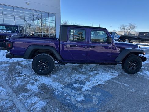 New 2026 Jeep Gladiator Sport image 33