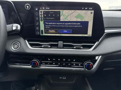 Used 2026 Chevrolet Equinox LT w/ Convenience Package II image 18