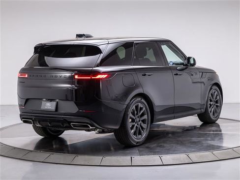 New 2026 Land Rover Range Rover Sport SE image 5