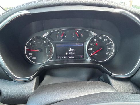 Used 2025 Chevrolet Blazer LT FWD image 21