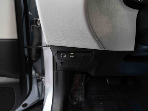 Certified 2023 Toyota Corolla Cross L AWD/4WD image 12