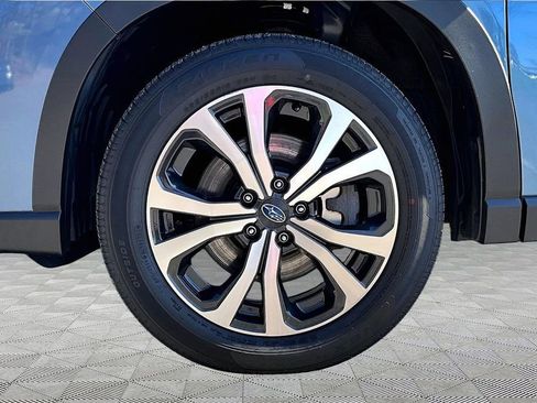 Used 2023 Subaru Forester Limited image 24