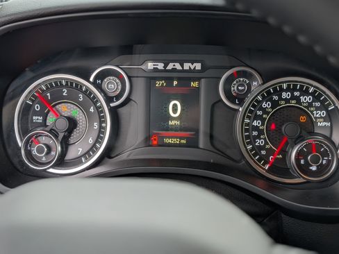 Used 2020 RAM 1500 Big Horn image 16