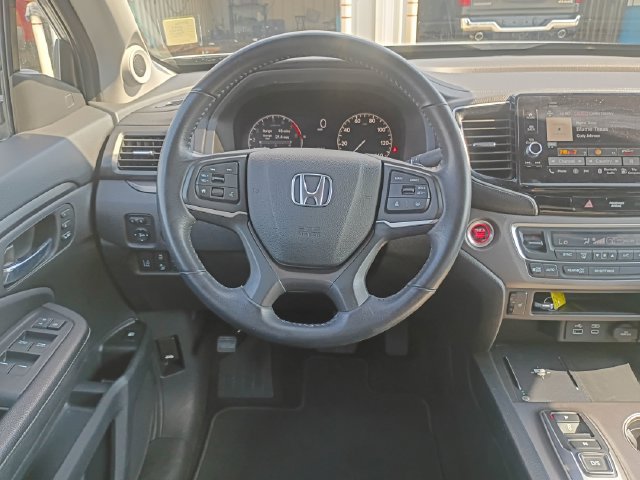 Used 2025 Honda Ridgeline RTL image 13
