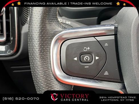 Used 2021 Volvo XC40 T5 R-Design w/ Advanced Package image 30