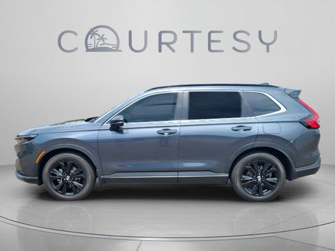 Used 2023 Honda CR-V Sport Touring image 2