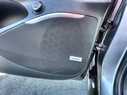 Used 2021 Buick Enclave Essence w/ Sound and Sites Package image 24