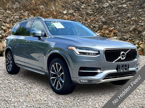 Used 2018 Volvo XC90 T5 Momentum w/ Convenience Package AWD/4WD image 10