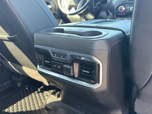 Used 2021 GMC Sierra 2500 Denali w/ Denali Ultimate Package AWD/4WD image 27