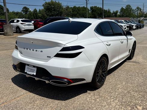 Used 2022 Genesis G70 3.3T Launch Edition RWD image 25