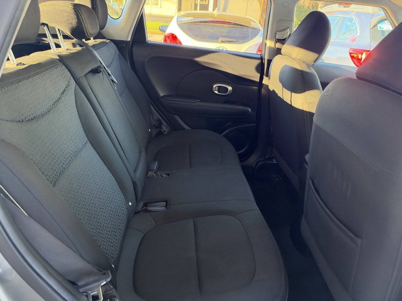 Used 2014 Kia Soul + FWD image 20