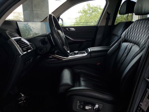 Used 2026 BMW X7 xDrive40i AWD/4WD image 19