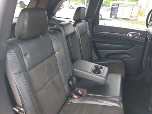 Used 2019 Jeep Grand Cherokee Altitude RWD image 11