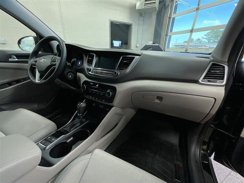 Used 2018 Hyundai Tucson SEL w/ Cargo Package AWD/4WD image 29