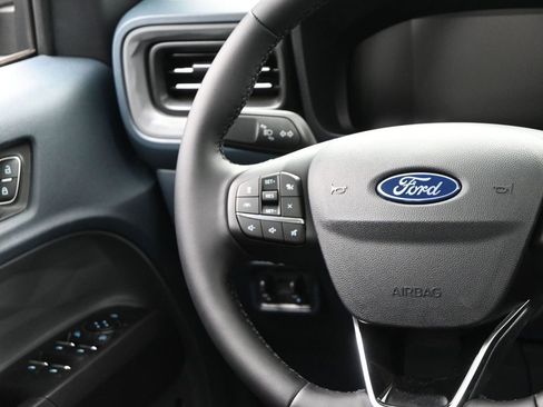 New 2025 Ford Maverick Lariat w/ Black Appearance Package image 33
