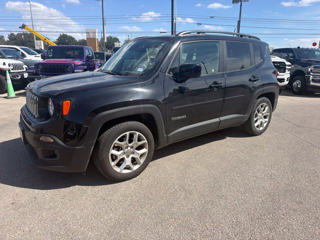 Used 2018 Jeep Renegade Latitude FWD image 2