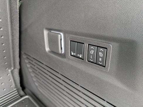 New 2026 Chevrolet Tahoe RST RWD image 20