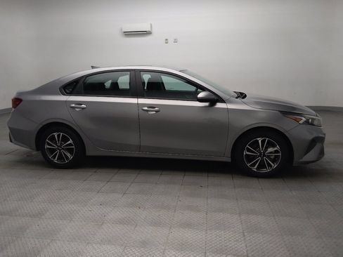 Used 2023 Kia Forte LXS FWD image 11