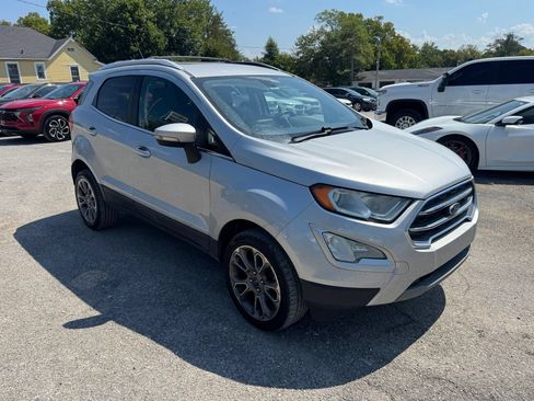 Used 2018 Ford EcoSport Titanium w/ Titanium Cold Weather Package AWD/4WD image 8