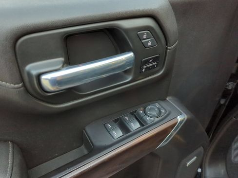Used 2020 GMC Sierra 1500 SLT w/ SLT Premium Package AWD/4WD image 9
