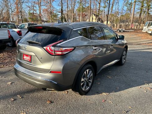 Used 2018 Nissan Murano SL image 5
