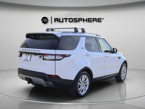 Used 2018 Land Rover Discovery SE image 10
