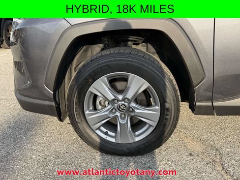 Certified 2025 Toyota RAV4 LE AWD/4WD image 11