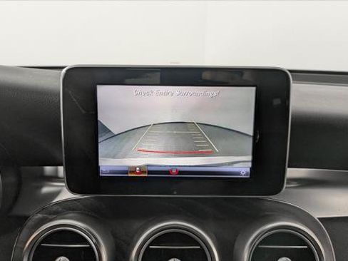 Used 2018 Mercedes-Benz GLC 300 image 27