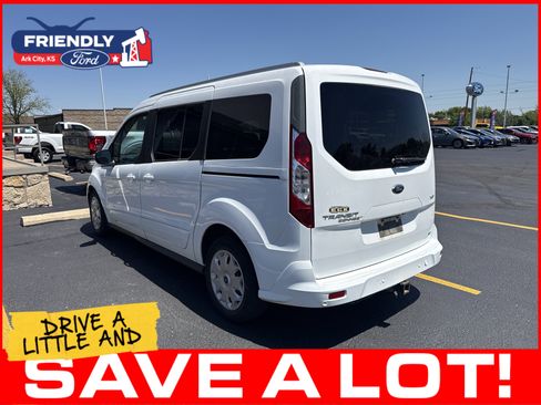 Used 2018 Ford Transit Connect XLT FWD image 4