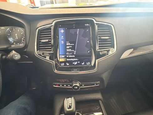Used 2017 Volvo XC90 T6 Momentum w/ Vision Package AWD/4WD image 44